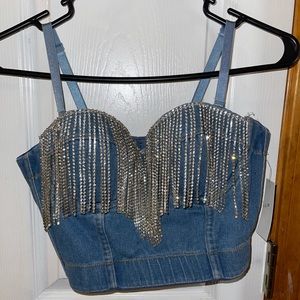 Sparkly dangle cropped shirt